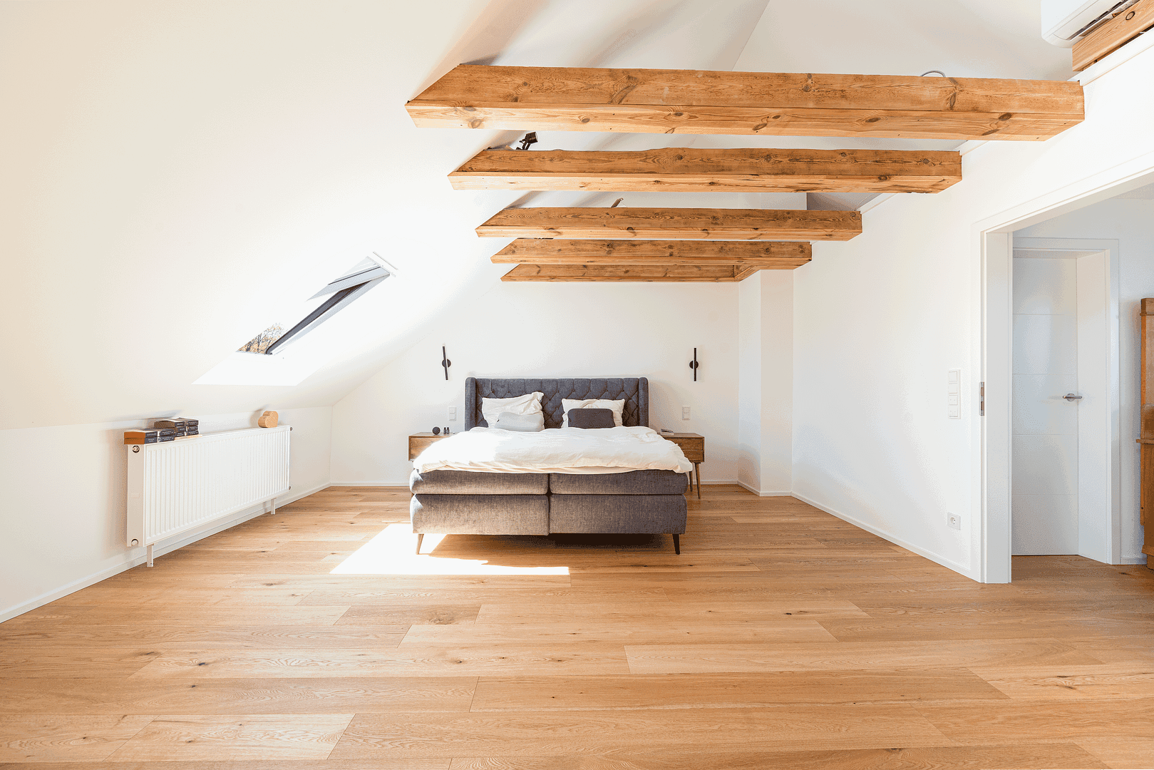 Prodej domu 149 m², pozemek 180 m², Erlangen, Bavorsko Prodej domu 149 m², pozemek 180 m², Erlangen, Bavorsko