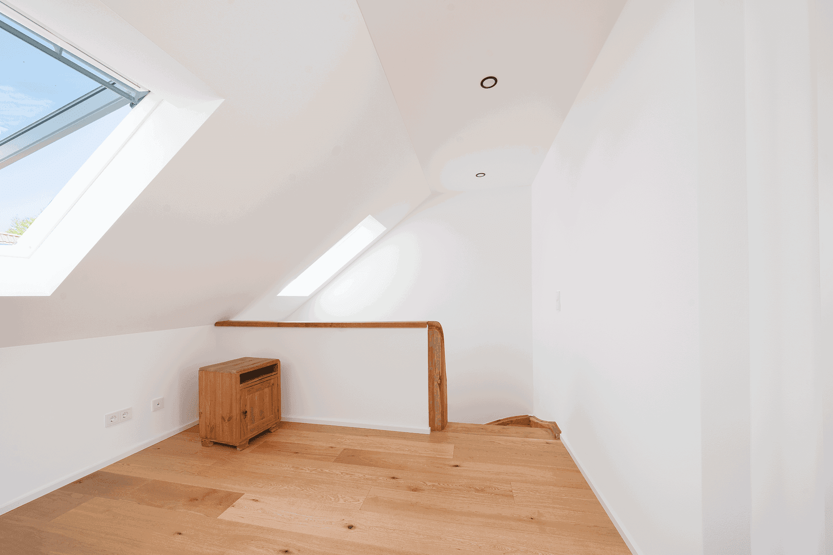 Prodej domu 149 m², pozemek 180 m², Erlangen, Bavorsko Prodej domu 149 m², pozemek 180 m², Erlangen, Bavorsko