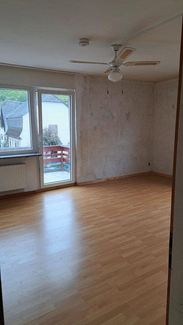 Pronájem bytu 4+1 100 m², Rheingoldstraße 146, Oberdiebach, Porýní-Falc Pronájem bytu 4+1 100 m², Rheingoldstraße 146, Oberdiebach, Porýní-Falc