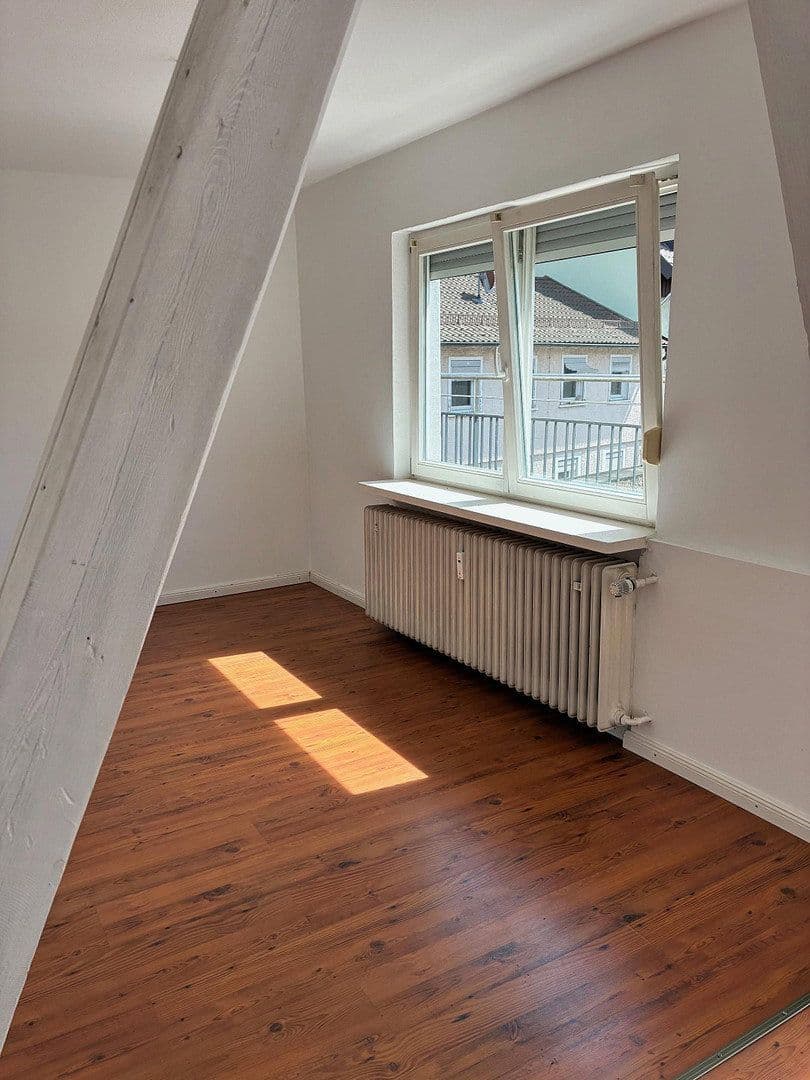 Prodej bytu 4+1 110 m², Baden Baden, Bádensko-Württembersko Prodej bytu 4+1 110 m², Baden Baden, Bádensko-Württembersko