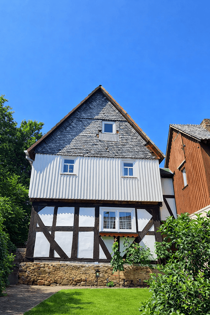 Prodej domu 180 m², pozemek 602 m², Lohra, Hessen Prodej domu 180 m², pozemek 602 m², Lohra, Hessen