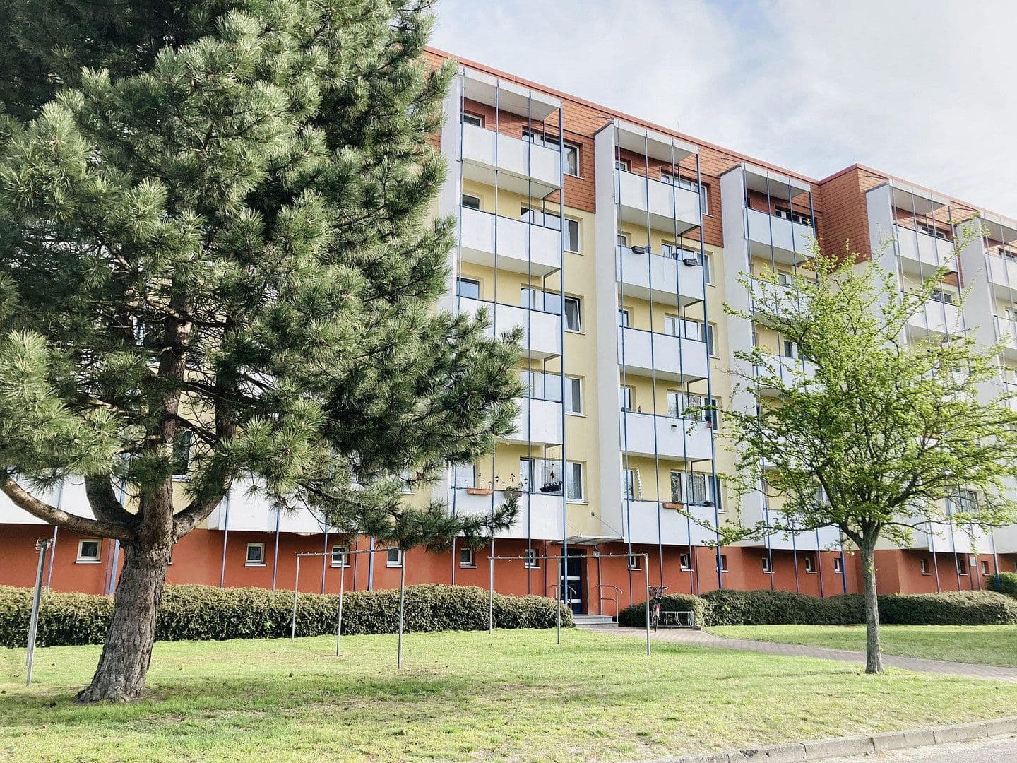 Pronájem bytu 2+1 45 m², Ernst-Thälmann-Ring 59, Greifswald, Mecklenburg-Vorpommern Pronájem bytu 2+1 45 m², Ernst-Thälmann-Ring 59, Greifswald, Mecklenburg-Vorpommern