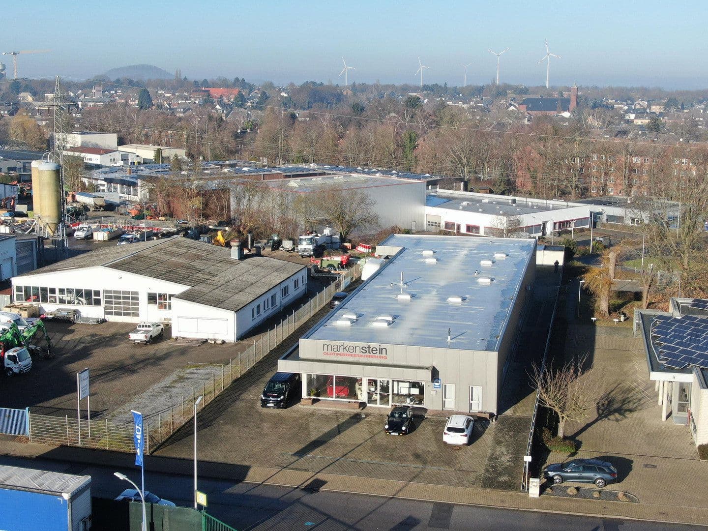 Prodej nebytového prostoru 2.400 m², Carl-Zeiss-Straße 16, Alsdorf, Severní Porýní-Vestfálsko Prodej nebytového prostoru 2.400 m², Carl-Zeiss-Straße 16, Alsdorf, Severní Porýní-Vestfálsko