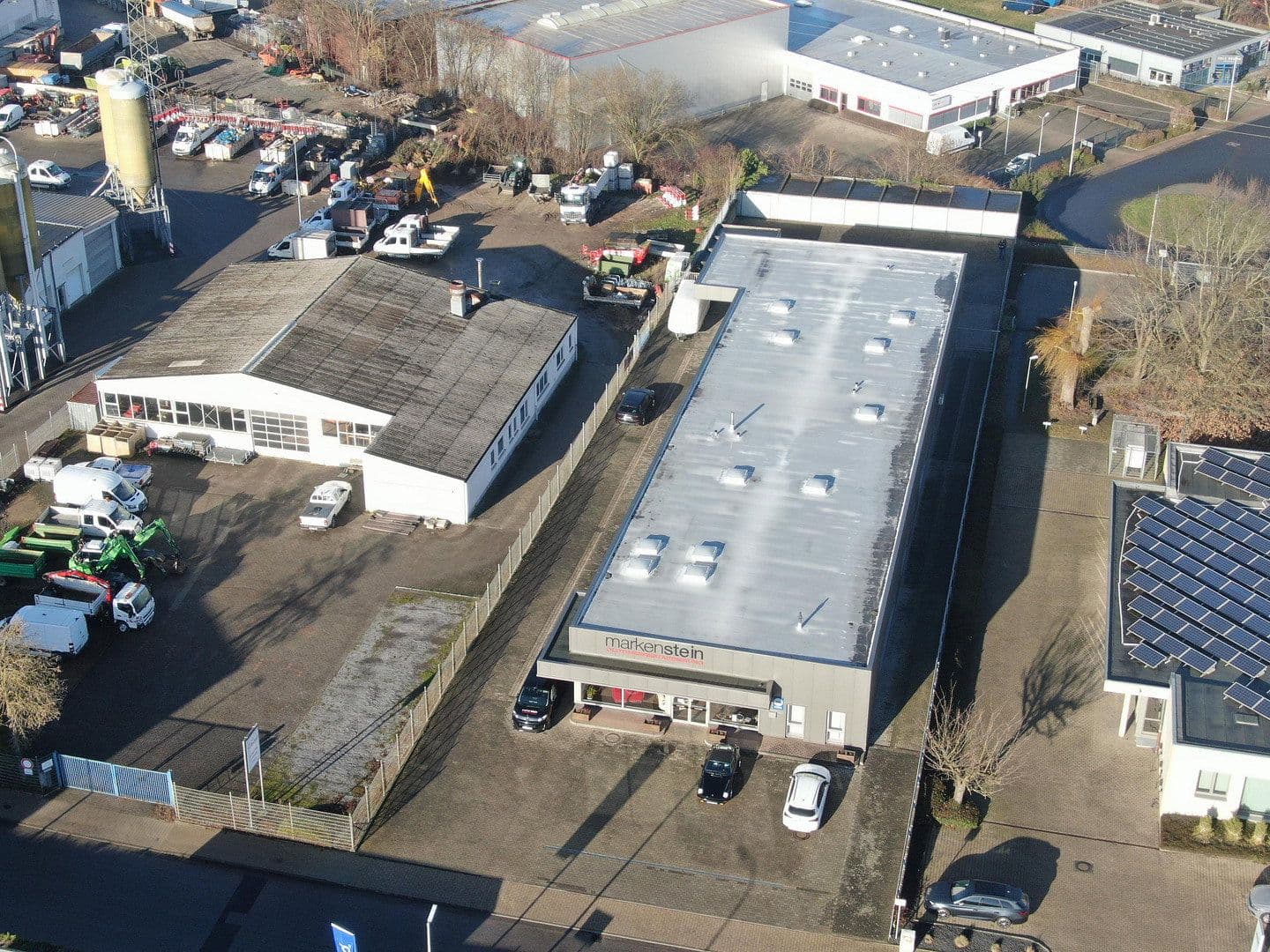Prodej nebytového prostoru 2.400 m², Carl-Zeiss-Straße 16, Alsdorf, Severní Porýní-Vestfálsko Prodej nebytového prostoru 2.400 m², Carl-Zeiss-Straße 16, Alsdorf, Severní Porýní-Vestfálsko
