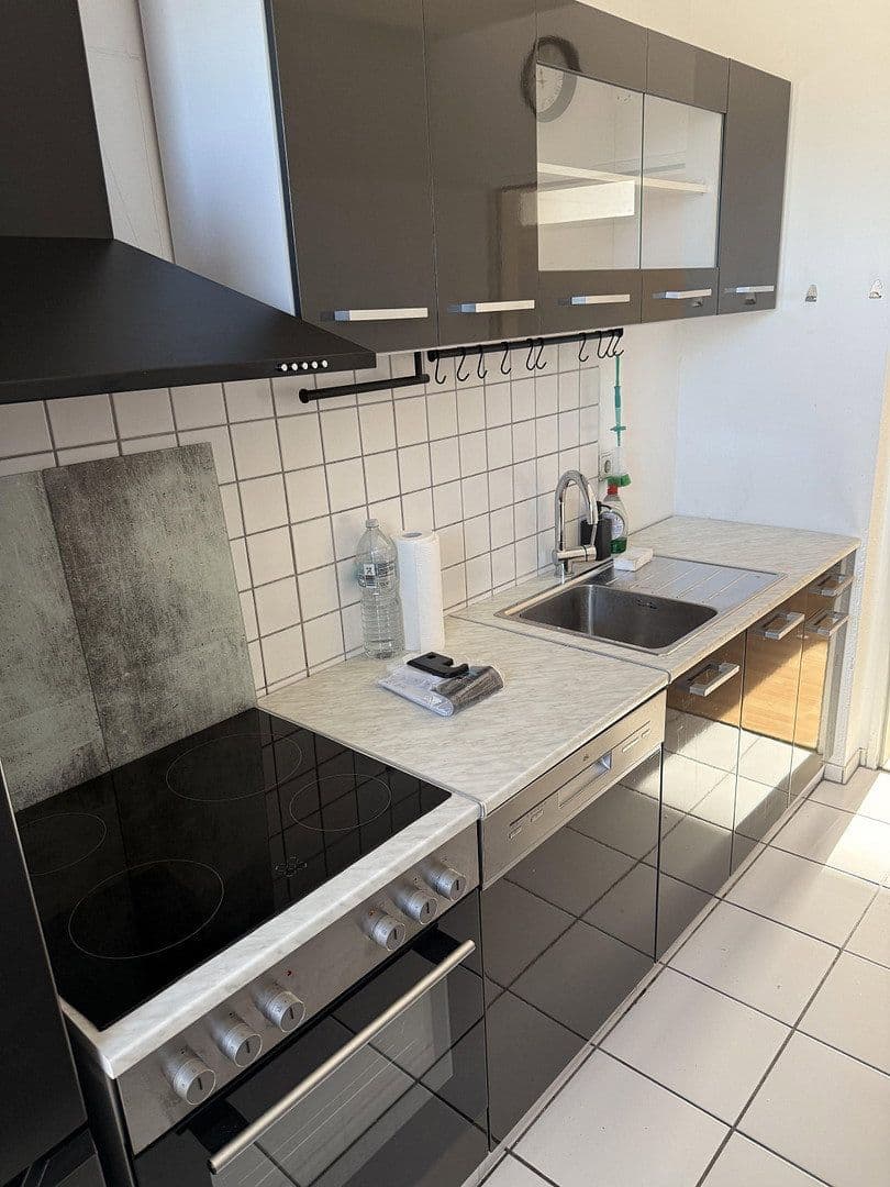 Pronájem bytu 3+1 82 m², Im Kohlruss 7, Liederbach am Taunus, Hessen Pronájem bytu 3+1 82 m², Im Kohlruss 7, Liederbach am Taunus, Hessen