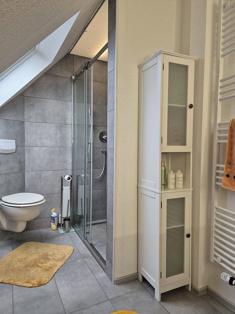 Prodej domu 150 m², pozemek 692 m², Bielefeld, Severní Porýní-Vestfálsko Prodej domu 150 m², pozemek 692 m², Bielefeld, Severní Porýní-Vestfálsko