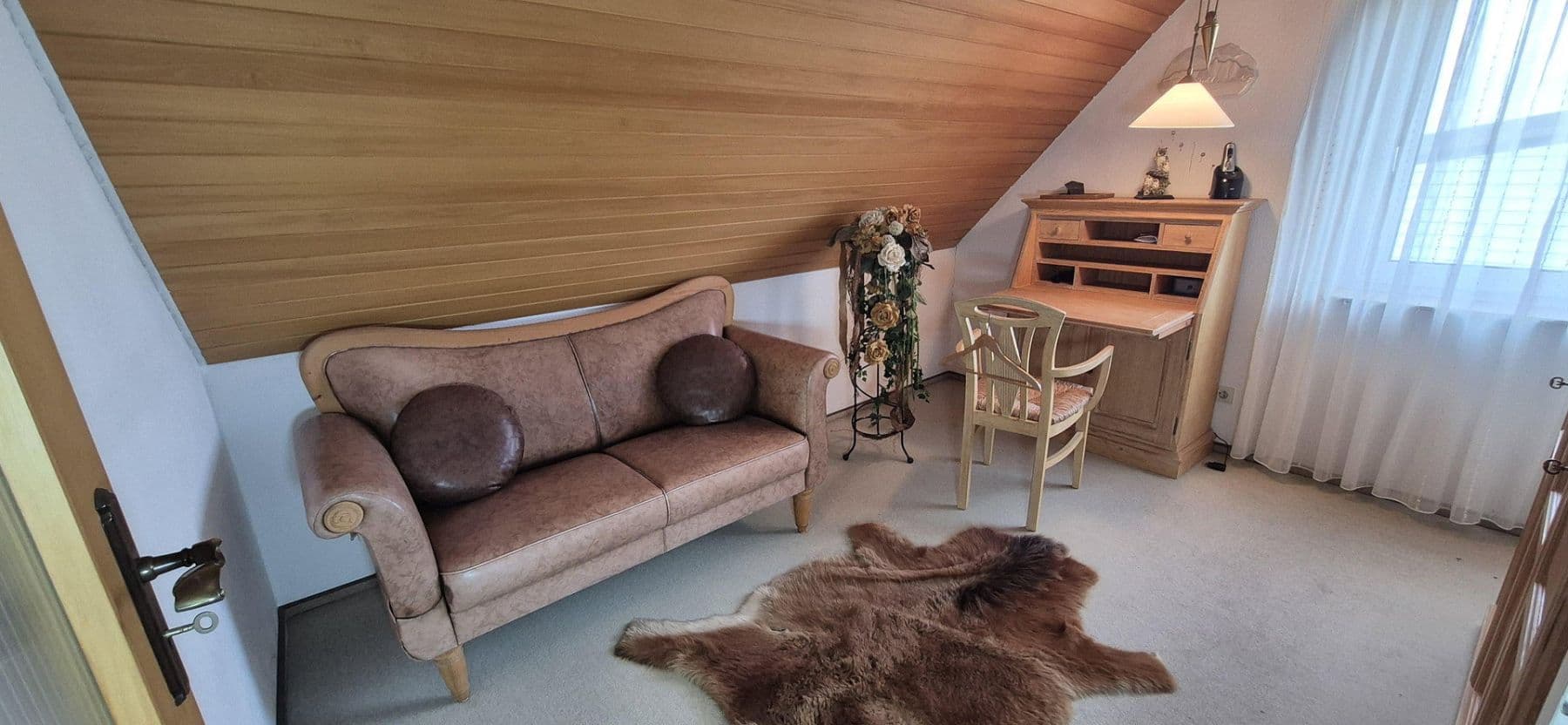 Prodej domu 187 m², pozemek 487 m², Mühlacker, Bádensko-Württembersko Prodej domu 187 m², pozemek 487 m², Mühlacker, Bádensko-Württembersko