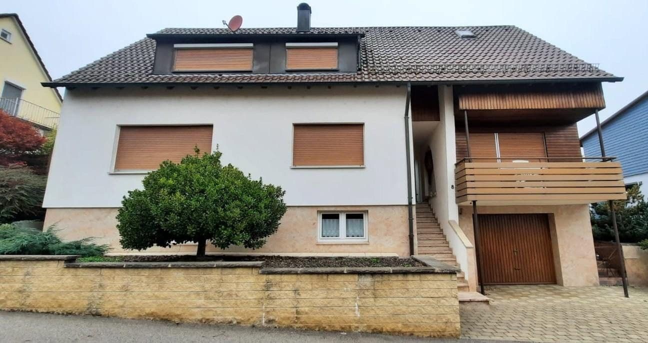 Prodej domu 187 m², pozemek 487 m², Mühlacker, Bádensko-Württembersko Prodej domu 187 m², pozemek 487 m², Mühlacker, Bádensko-Württembersko