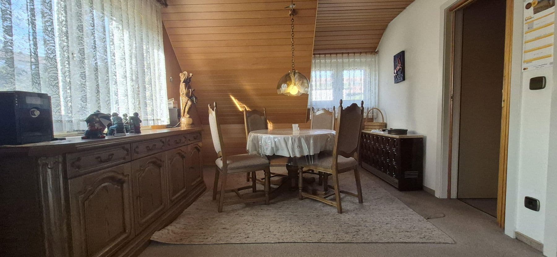 Prodej domu 187 m², pozemek 487 m², Mühlacker, Bádensko-Württembersko Prodej domu 187 m², pozemek 487 m², Mühlacker, Bádensko-Württembersko