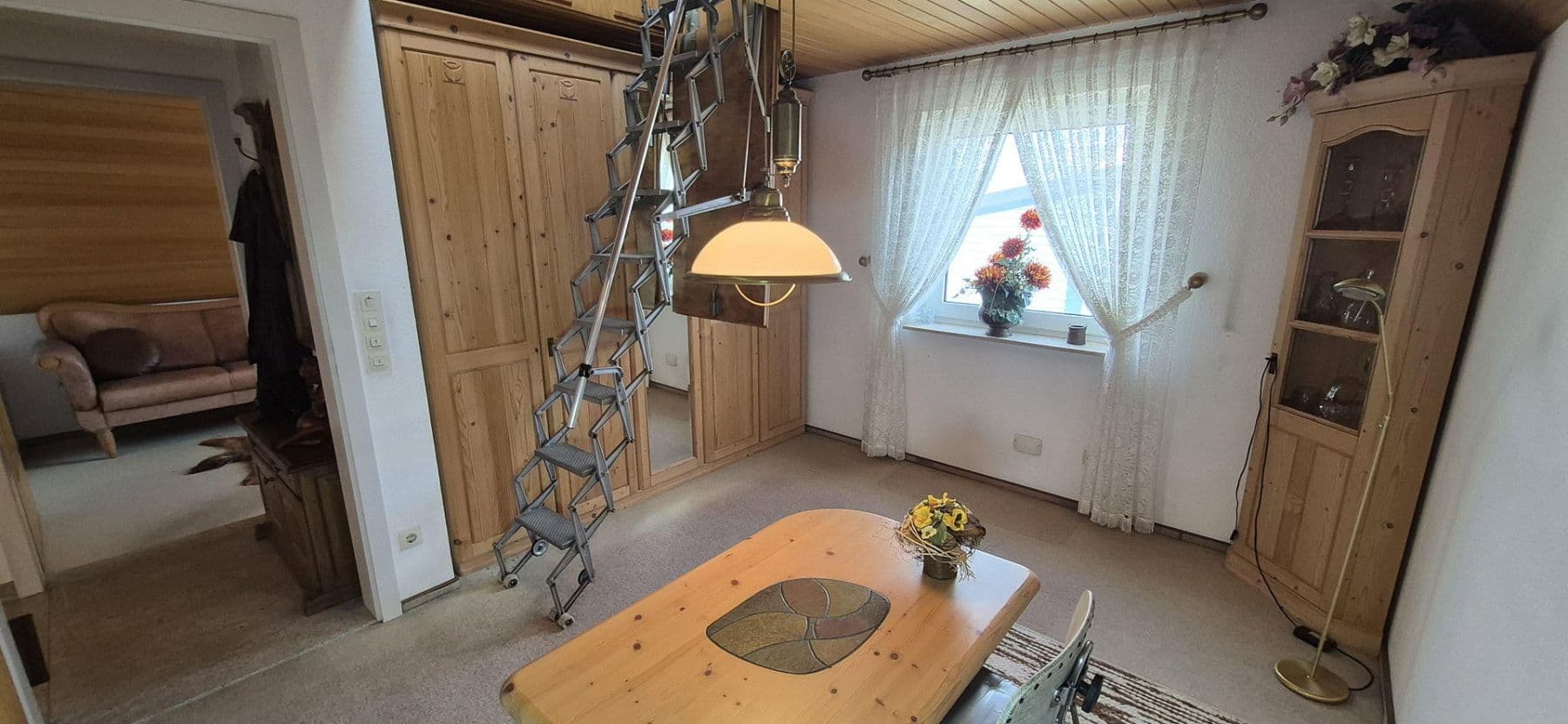 Prodej domu 187 m², pozemek 487 m², Mühlacker, Bádensko-Württembersko Prodej domu 187 m², pozemek 487 m², Mühlacker, Bádensko-Württembersko