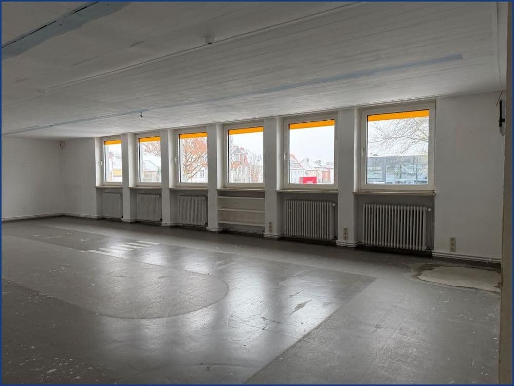 Pronájem kanceláře 160 m², Hannoversche Heerstr. 3, Celle, Dolní Sasko Pronájem kanceláře 160 m², Hannoversche Heerstr. 3, Celle, Dolní Sasko