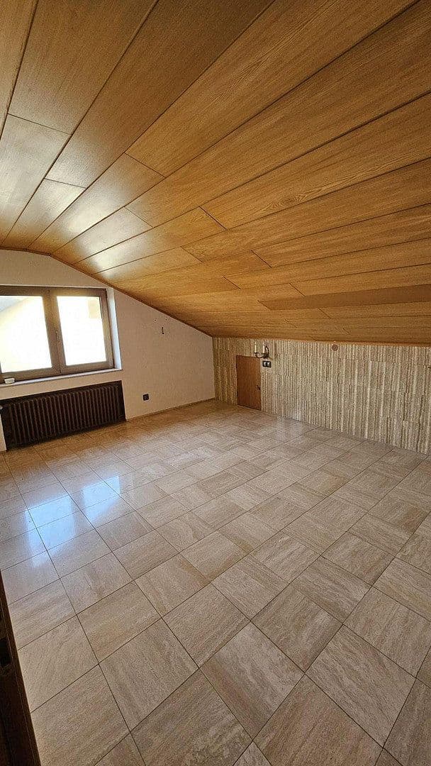 Prodej domu 330 m², pozemek 745 m², Zuzenhausen, Bádensko-Württembersko Prodej domu 330 m², pozemek 745 m², Zuzenhausen, Bádensko-Württembersko