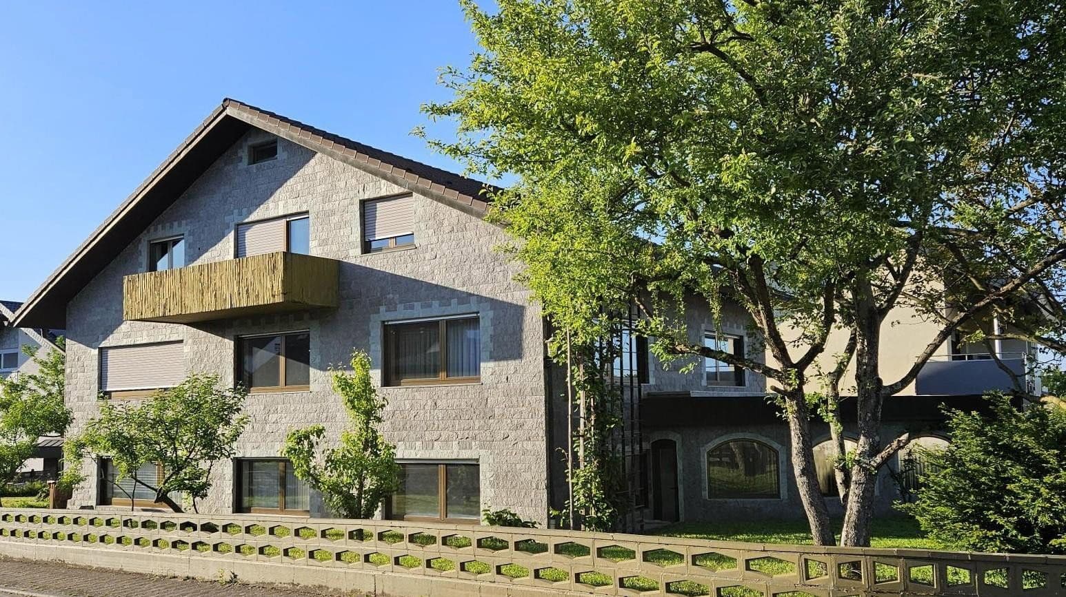 Prodej domu 330 m², pozemek 745 m², Zuzenhausen, Bádensko-Württembersko Prodej domu 330 m², pozemek 745 m², Zuzenhausen, Bádensko-Württembersko