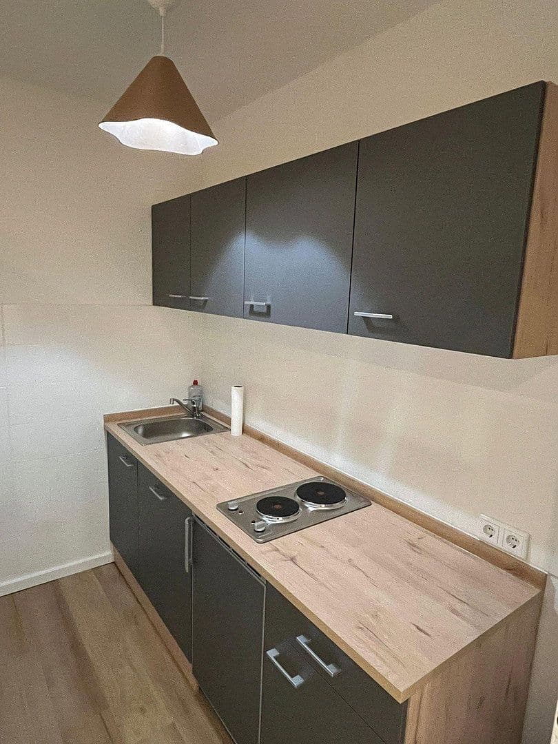Pronájem kanceláře 89 m², Monheim am Rhein, Severní Porýní-Vestfálsko Pronájem kanceláře 89 m², Monheim am Rhein, Severní Porýní-Vestfálsko