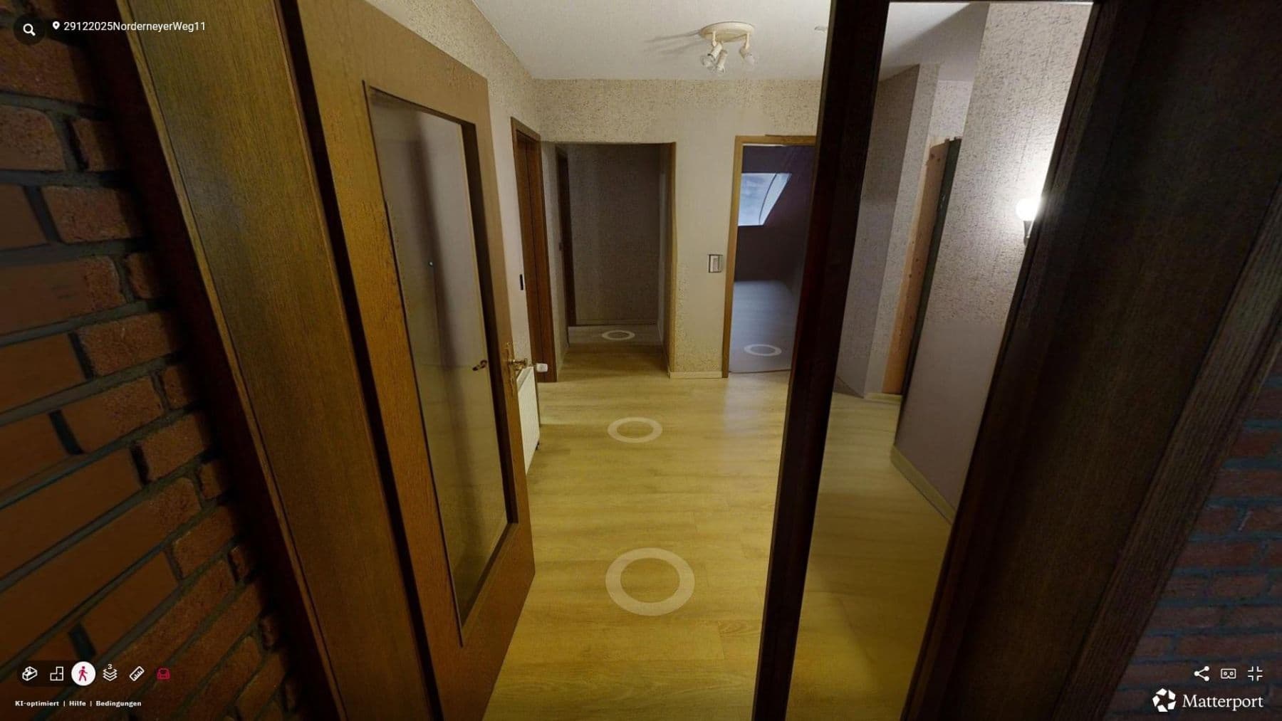 Prodej domu 280 m², pozemek 1.142 m², Norderneyer Weg 11, Leer (Ostfriesland), Dolní Sasko Prodej domu 280 m², pozemek 1.142 m², Norderneyer Weg 11, Leer (Ostfriesland), Dolní Sasko