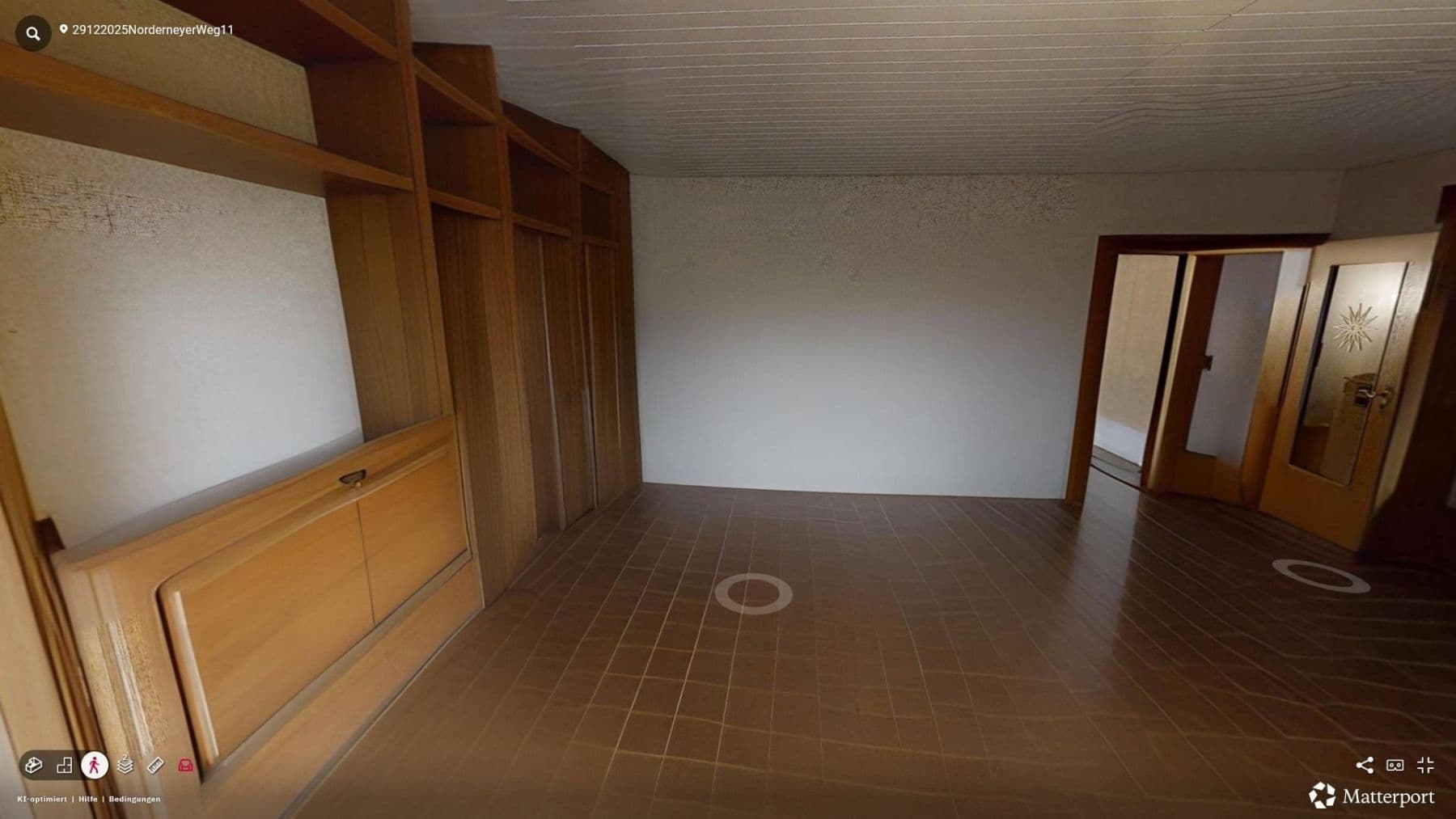 Prodej domu 280 m², pozemek 1.142 m², Norderneyer Weg 11, Leer (Ostfriesland), Dolní Sasko Prodej domu 280 m², pozemek 1.142 m², Norderneyer Weg 11, Leer (Ostfriesland), Dolní Sasko