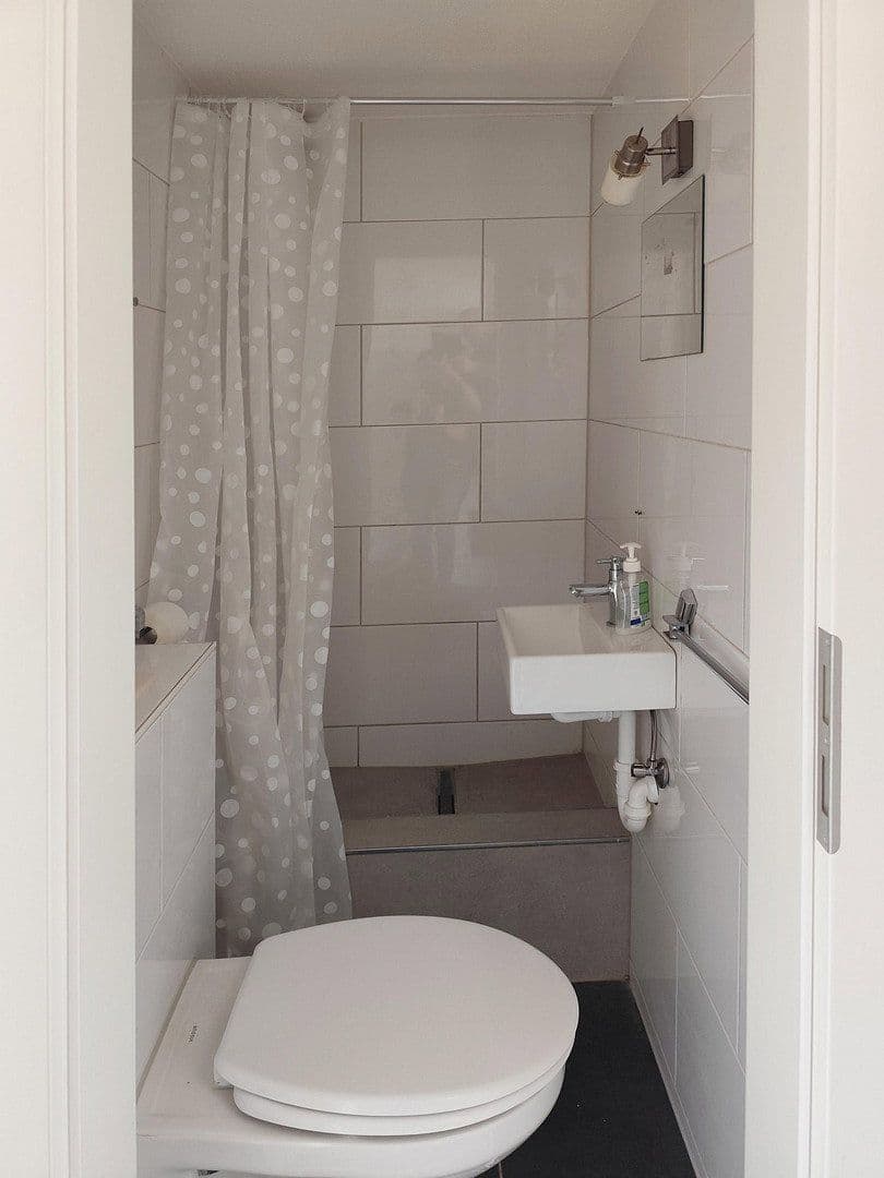 Pronájem bytu 1+1 23 m², Rielasingen-Worblingen, Bádensko-Württembersko Pronájem bytu 1+1 23 m², Rielasingen-Worblingen, Bádensko-Württembersko