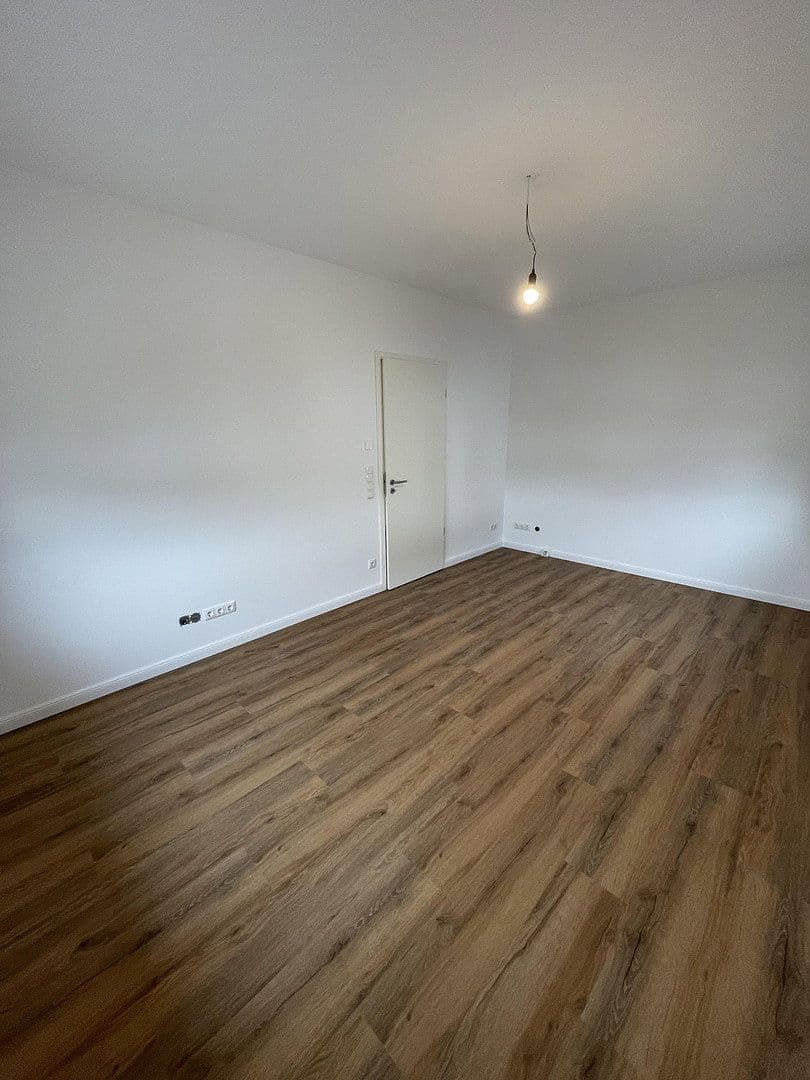 Pronájem domu 130 m², pozemek 300 m², Burgundstraße 22, Ludwigsfelde, Braniborsko Pronájem domu 130 m², pozemek 300 m², Burgundstraße 22, Ludwigsfelde, Braniborsko