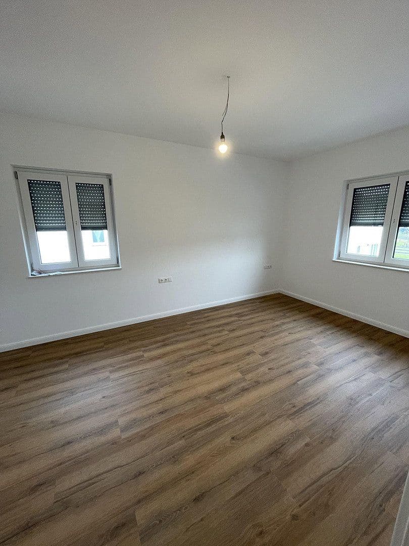 Pronájem domu 130 m², pozemek 300 m², Burgundstraße 22, Ludwigsfelde, Braniborsko Pronájem domu 130 m², pozemek 300 m², Burgundstraße 22, Ludwigsfelde, Braniborsko
