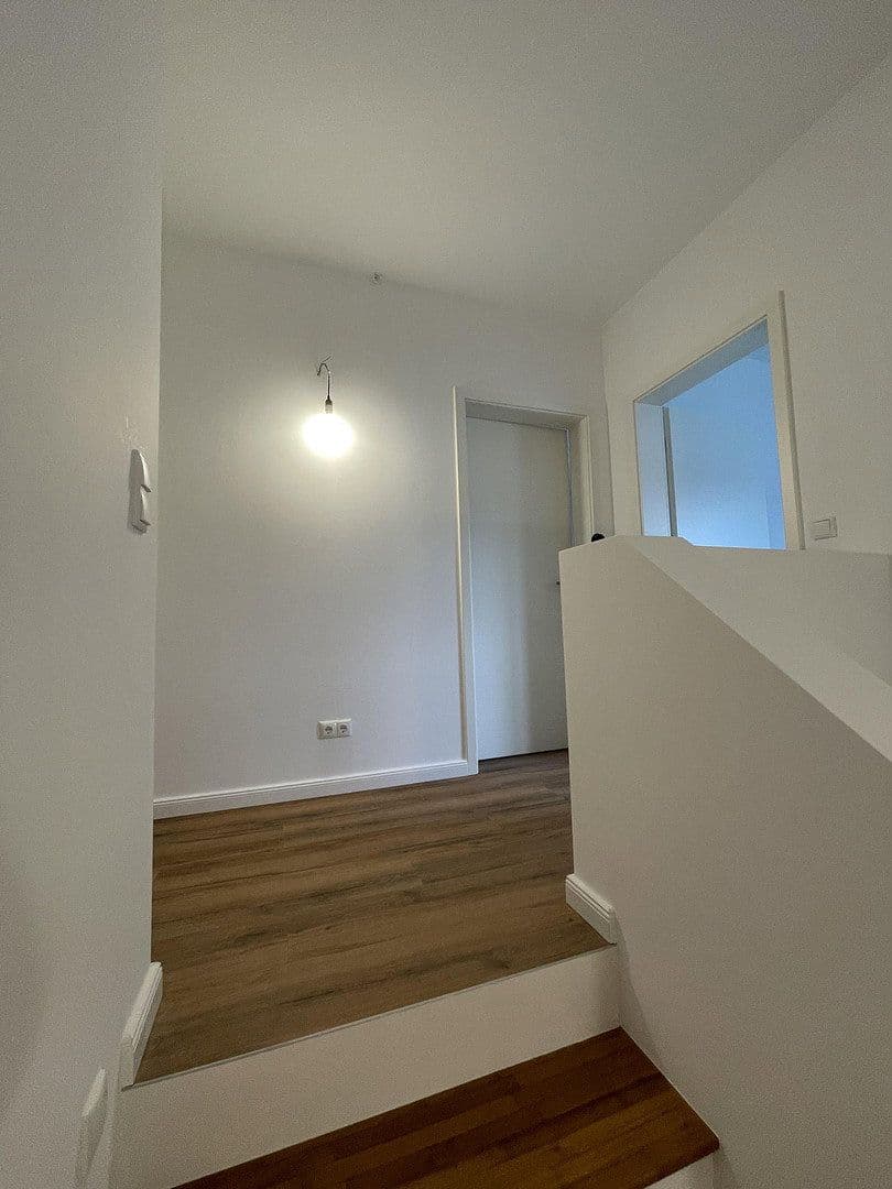 Pronájem domu 130 m², pozemek 300 m², Burgundstraße 22, Ludwigsfelde, Braniborsko Pronájem domu 130 m², pozemek 300 m², Burgundstraße 22, Ludwigsfelde, Braniborsko