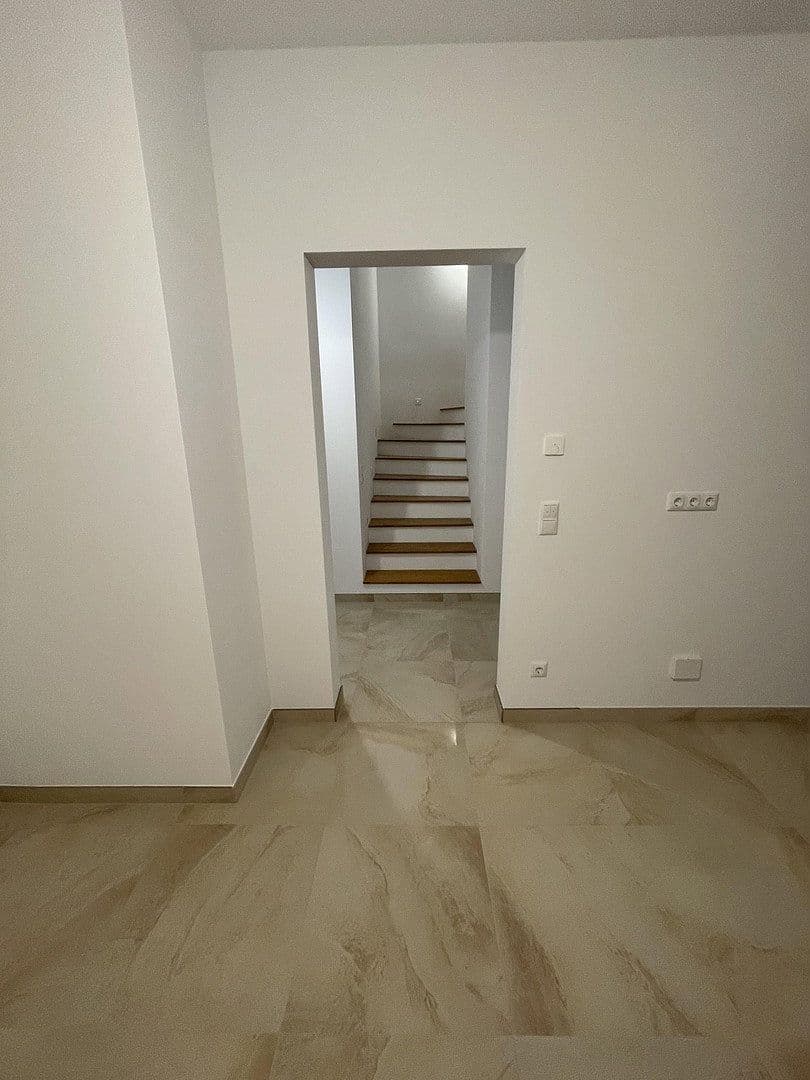 Pronájem domu 130 m², pozemek 300 m², Burgundstraße 22, Ludwigsfelde, Braniborsko Pronájem domu 130 m², pozemek 300 m², Burgundstraße 22, Ludwigsfelde, Braniborsko