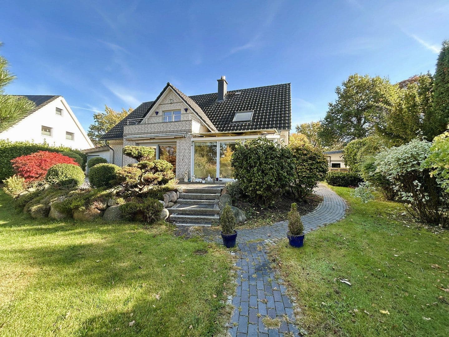Prodej domu 324 m², pozemek 1.111 m², Mönkeberg, Šlesvicko-Holštýnsko Prodej domu 324 m², pozemek 1.111 m², Mönkeberg, Šlesvicko-Holštýnsko