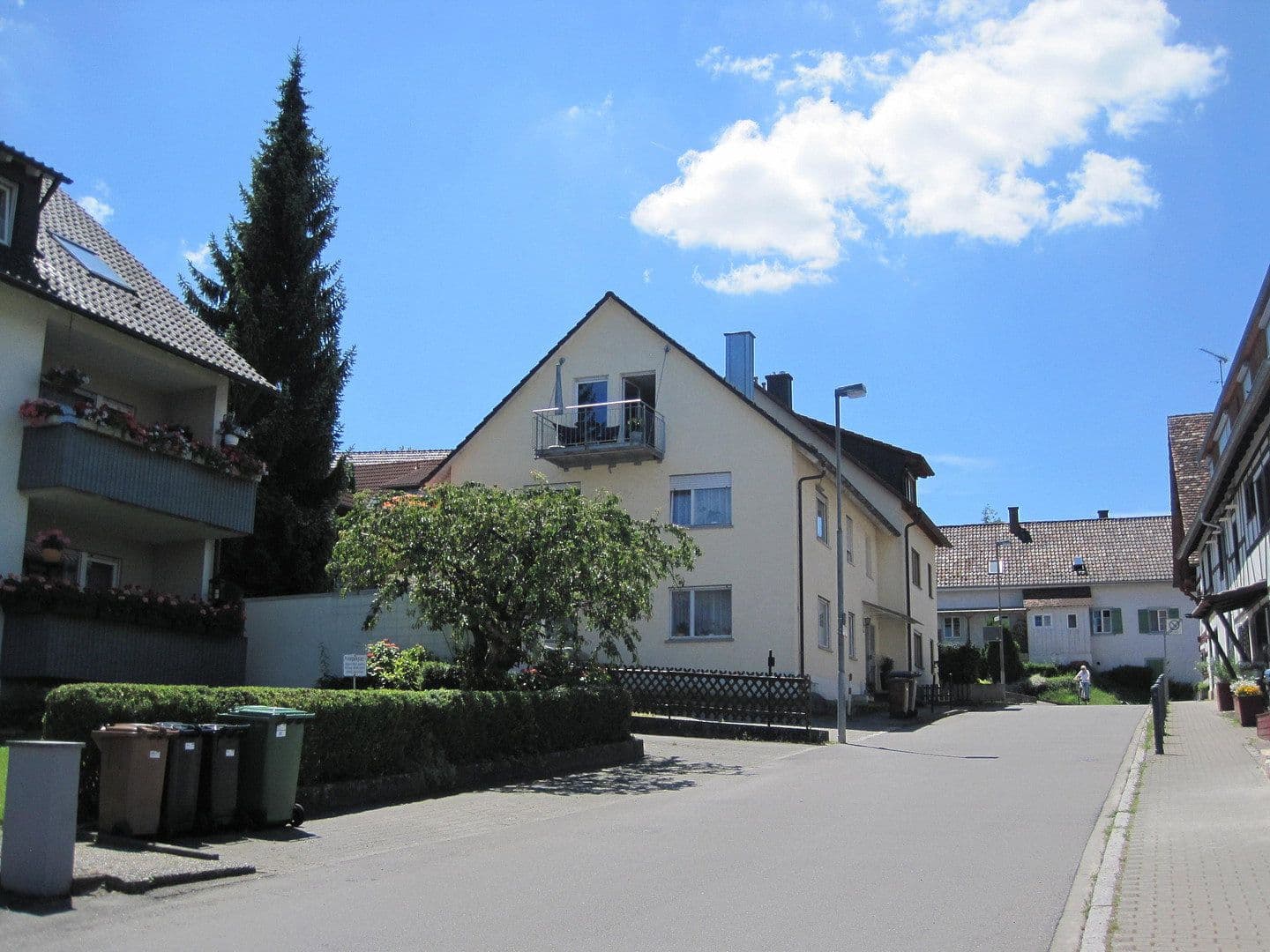 Pronájem bytu 1+1 25 m², Fließhornstraße 4a, Konstanz, Bádensko-Württembersko Pronájem bytu 1+1 25 m², Fließhornstraße 4a, Konstanz, Bádensko-Württembersko