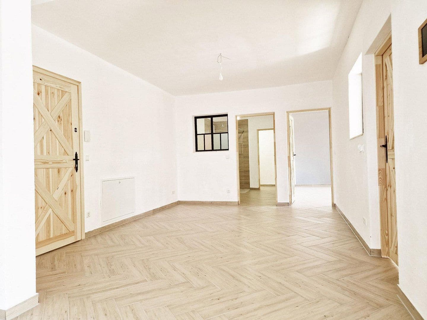 Pronájem bytu 4+1 128 m², Am Küsterberg 6A, Wolfsburg, Dolní Sasko Pronájem bytu 4+1 128 m², Am Küsterberg 6A, Wolfsburg, Dolní Sasko