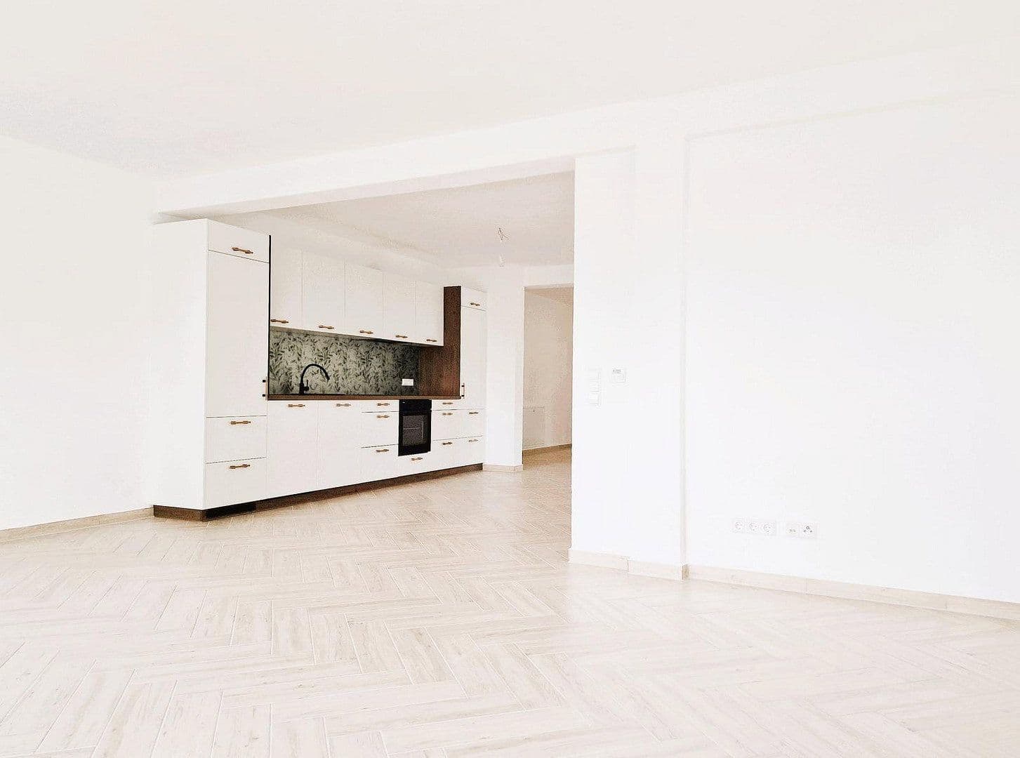 Pronájem bytu 4+1 128 m², Am Küsterberg 6A, Wolfsburg, Dolní Sasko Pronájem bytu 4+1 128 m², Am Küsterberg 6A, Wolfsburg, Dolní Sasko