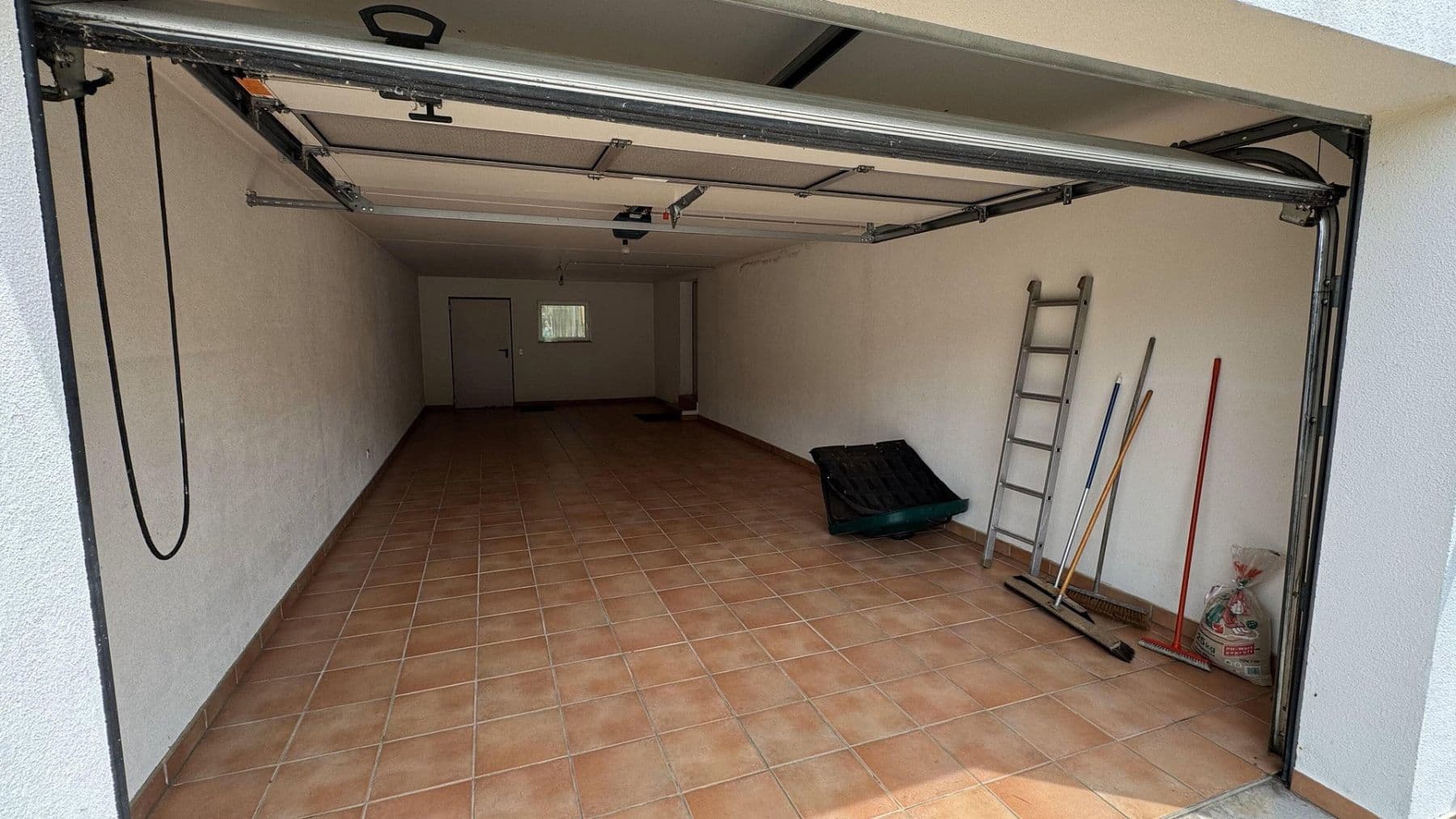 Prodej nebytového prostoru 6.330 m², Kämpfelbach, Bádensko-Württembersko Prodej nebytového prostoru 6.330 m², Kämpfelbach, Bádensko-Württembersko