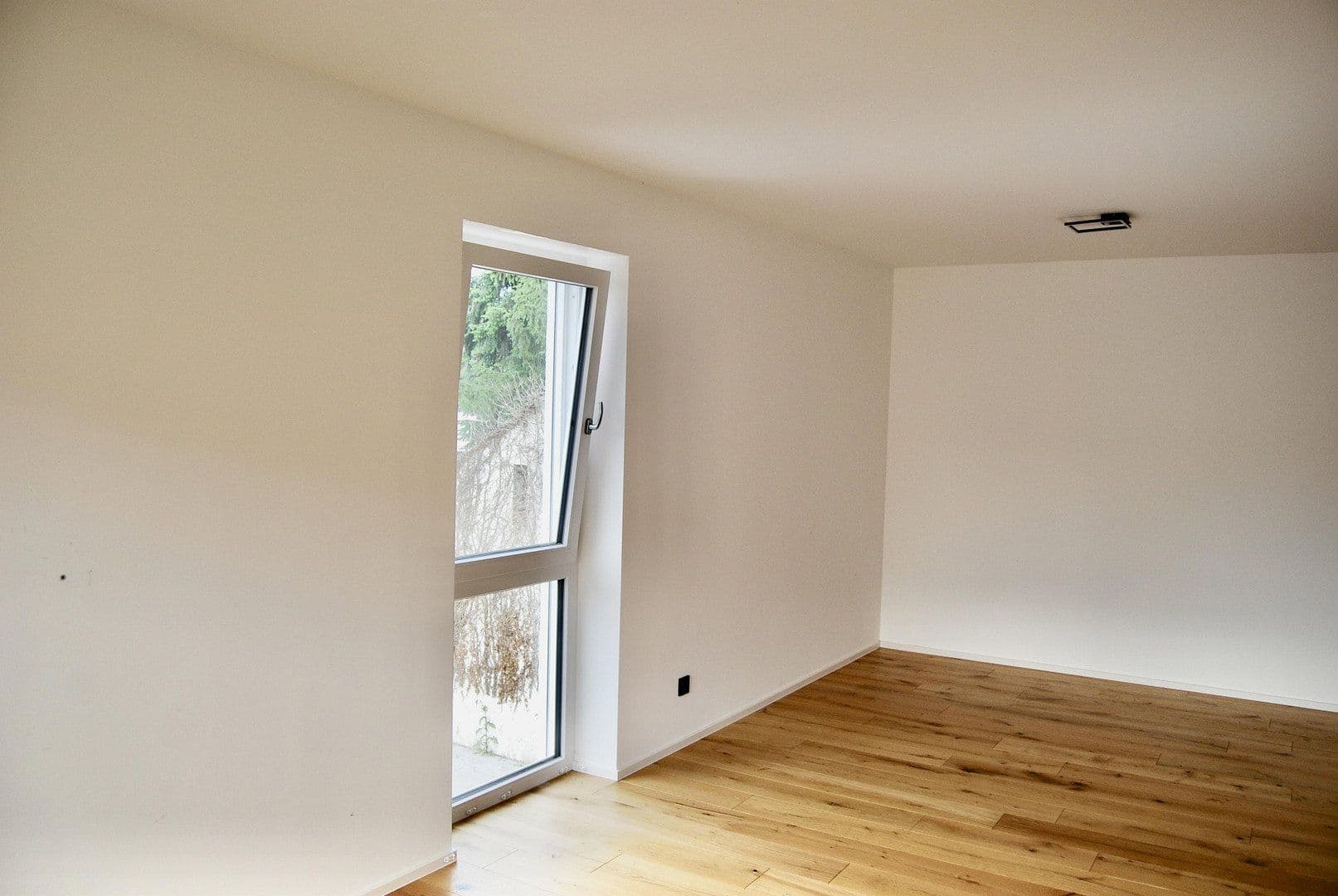 Pronájem bytu 2+1 61 m², Pater-Wald-Straße 6, Kaltenengers, Porýní-Falc Pronájem bytu 2+1 61 m², Pater-Wald-Straße 6, Kaltenengers, Porýní-Falc