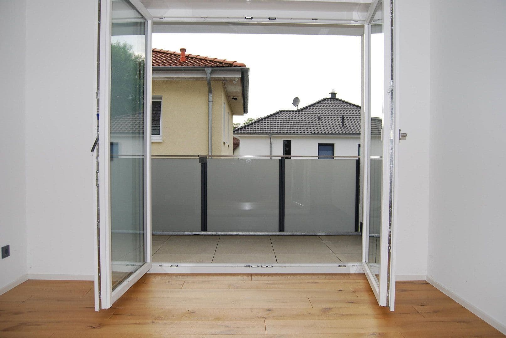 Pronájem bytu 2+1 61 m², Pater-Wald-Straße 6, Kaltenengers, Porýní-Falc Pronájem bytu 2+1 61 m², Pater-Wald-Straße 6, Kaltenengers, Porýní-Falc