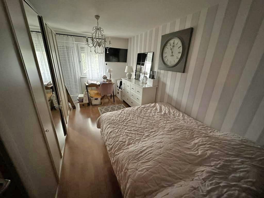Pronájem bytu 3+1 81 m², Rhönstr.5, Waghäusel, Bádensko-Württembersko Pronájem bytu 3+1 81 m², Rhönstr.5, Waghäusel, Bádensko-Württembersko