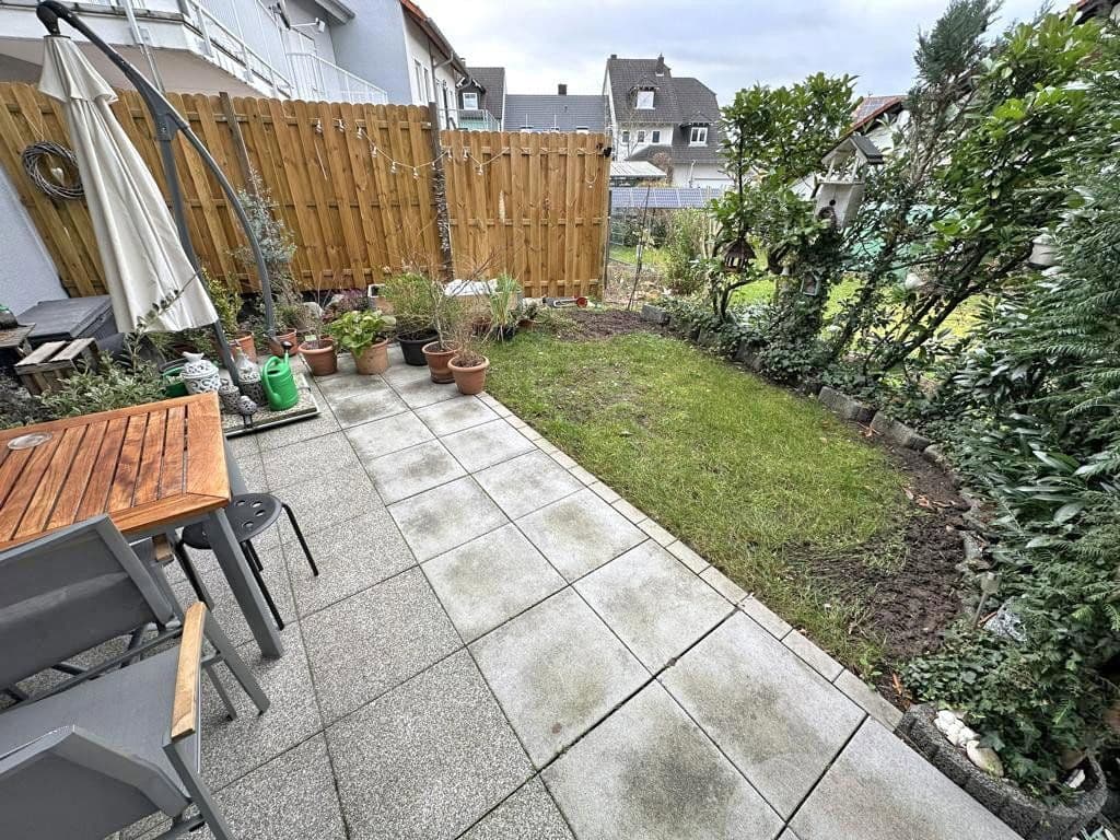 Pronájem bytu 3+1 81 m², Rhönstr.5, Waghäusel, Bádensko-Württembersko Pronájem bytu 3+1 81 m², Rhönstr.5, Waghäusel, Bádensko-Württembersko