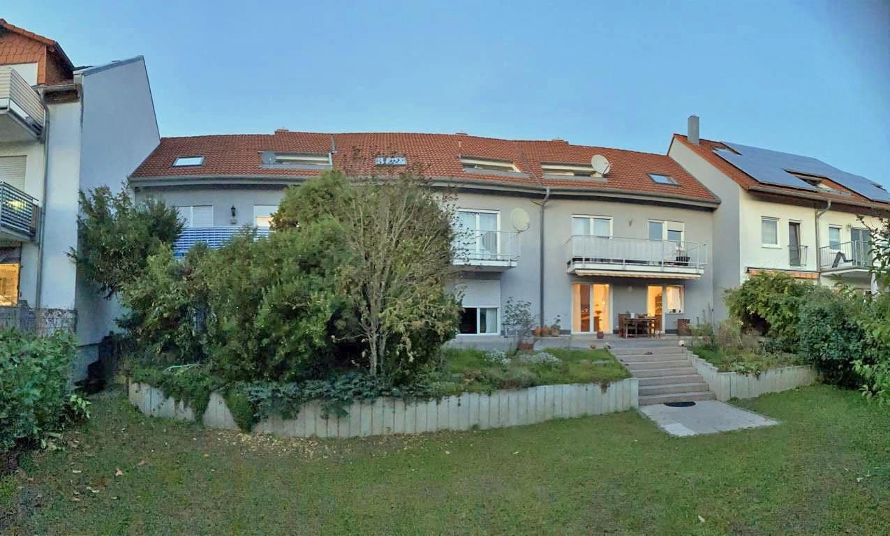 Pronájem bytu 3+1 81 m², Rhönstr.5, Waghäusel, Bádensko-Württembersko Pronájem bytu 3+1 81 m², Rhönstr.5, Waghäusel, Bádensko-Württembersko