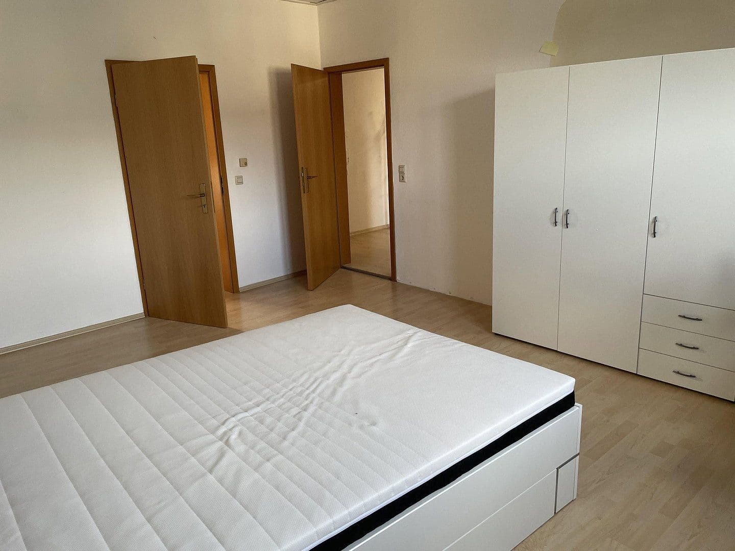 Pronájem bytu 20 m², Stuttgart, Bádensko-Württembersko Pronájem bytu 20 m², Stuttgart, Bádensko-Württembersko