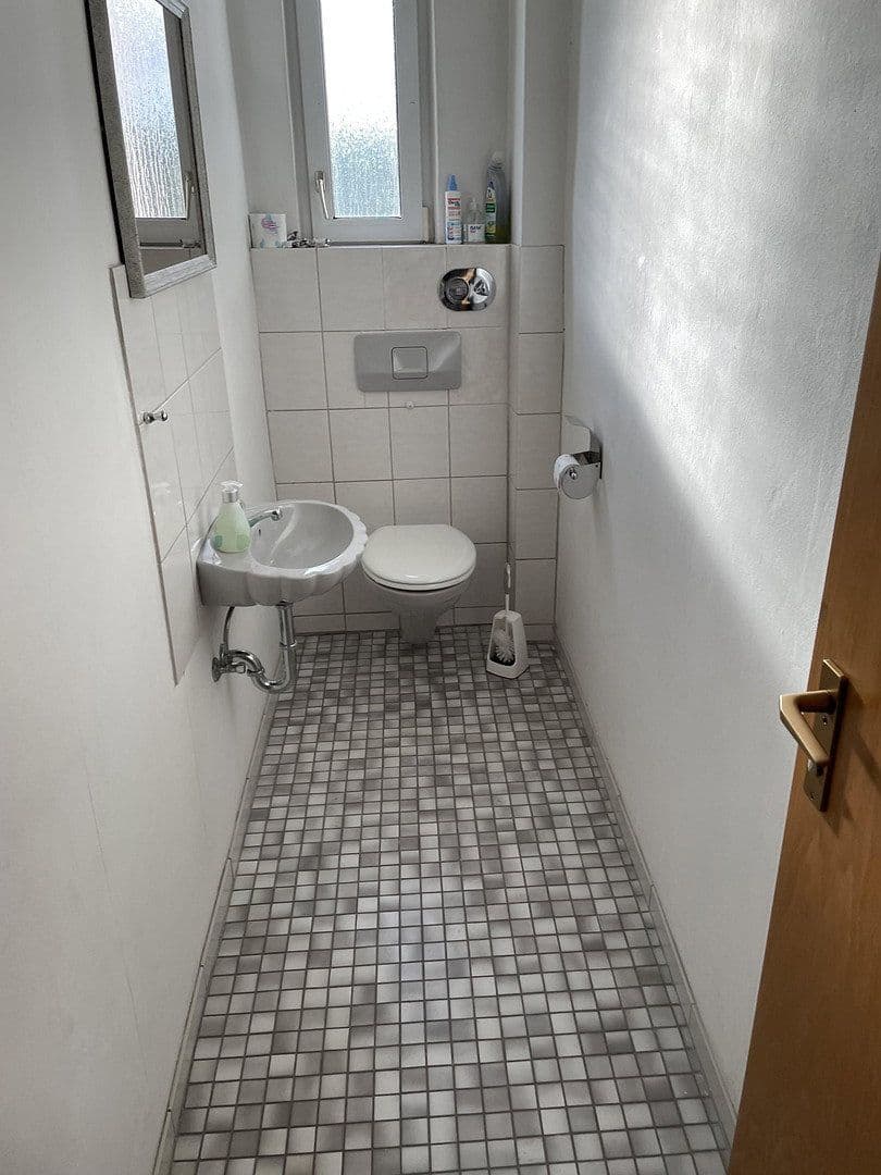 Pronájem bytu 20 m², Stuttgart, Bádensko-Württembersko Pronájem bytu 20 m², Stuttgart, Bádensko-Württembersko