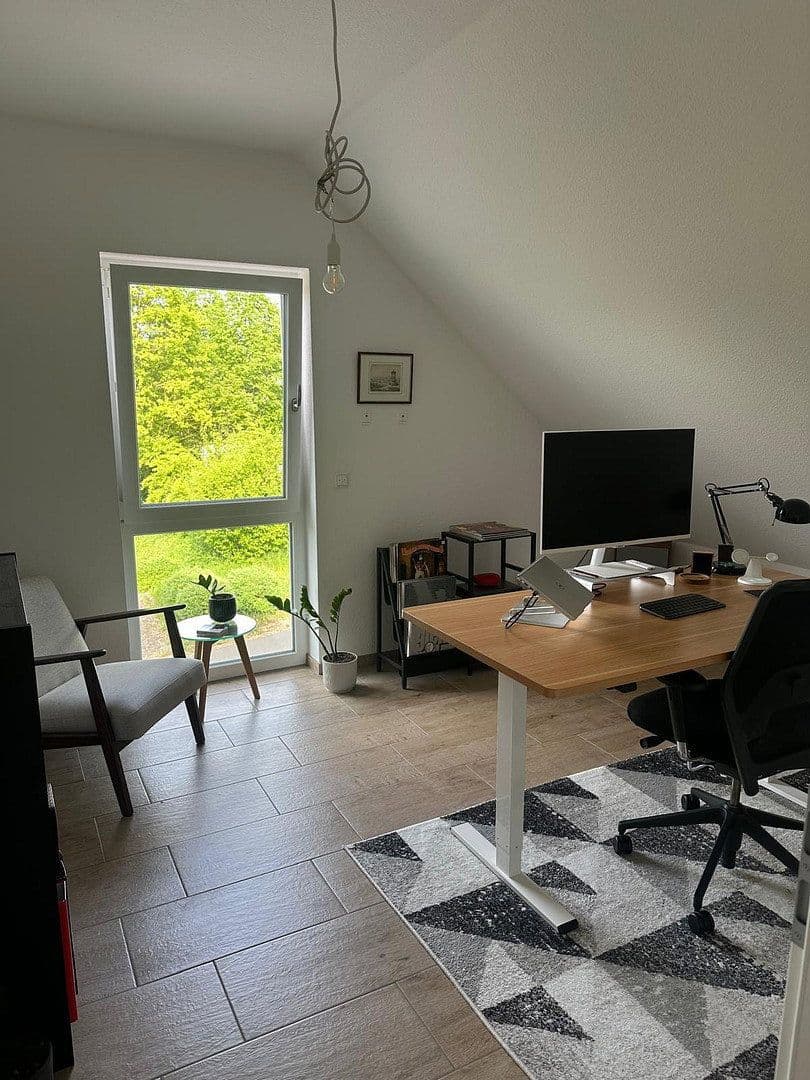 Pronájem domu 144 m², pozemek 269 m², Haibach, Bavorsko Pronájem domu 144 m², pozemek 269 m², Haibach, Bavorsko