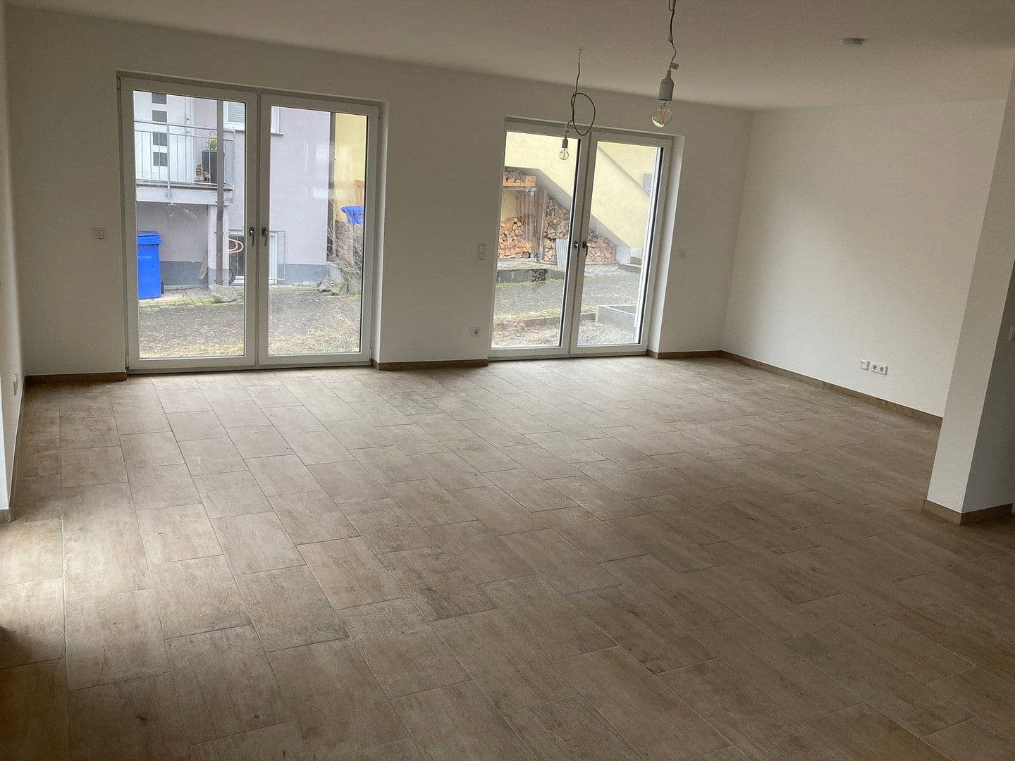 Pronájem domu 144 m², pozemek 269 m², Haibach, Bavorsko Pronájem domu 144 m², pozemek 269 m², Haibach, Bavorsko