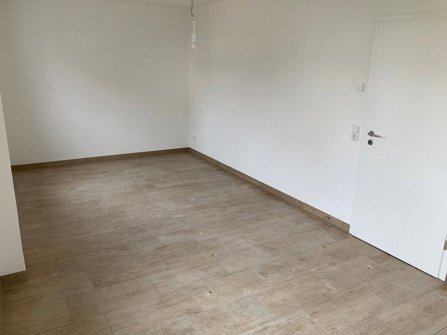 Pronájem domu 144 m², pozemek 269 m², Haibach, Bavorsko Pronájem domu 144 m², pozemek 269 m², Haibach, Bavorsko