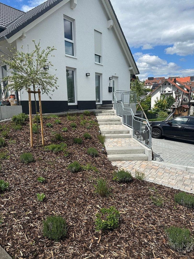Pronájem domu 144 m², pozemek 269 m², Haibach, Bavorsko Pronájem domu 144 m², pozemek 269 m², Haibach, Bavorsko