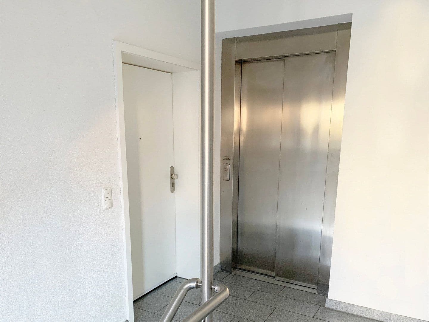 Pronájem bytu 2+1 75 m², Wächtersbach, Hessen Pronájem bytu 2+1 75 m², Wächtersbach, Hessen