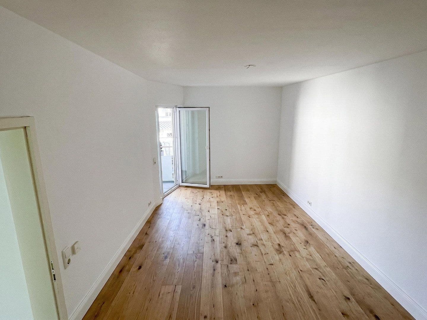Pronájem bytu 2+1 75 m², Wächtersbach, Hessen Pronájem bytu 2+1 75 m², Wächtersbach, Hessen