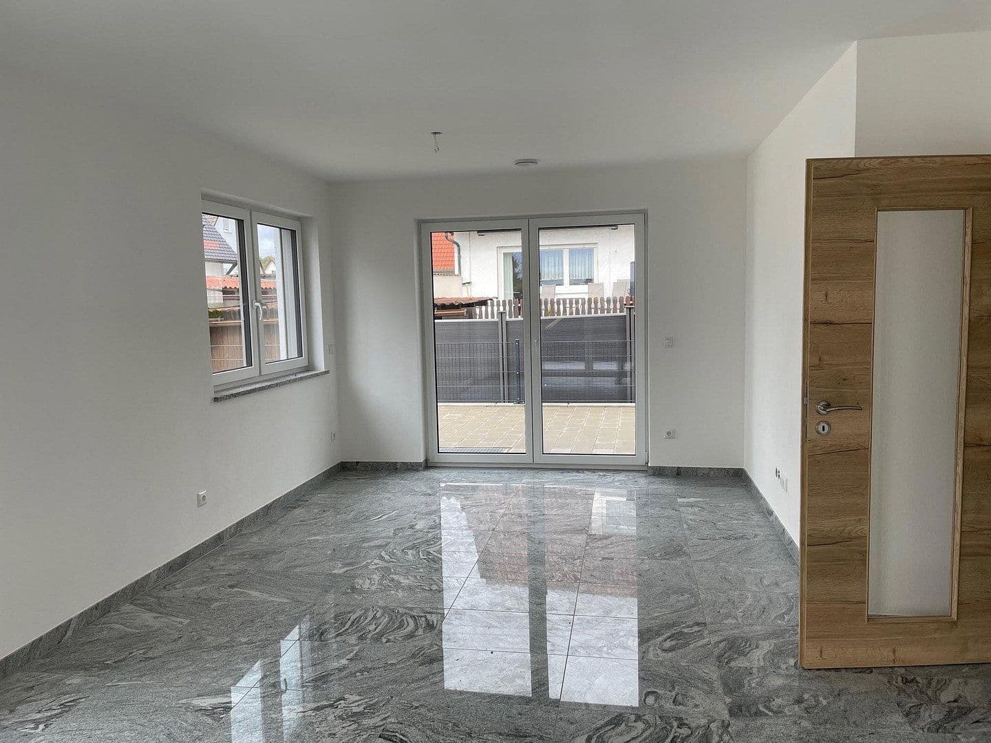 Pronájem domu 130 m², pozemek 240 m², Jettingen-Scheppach, Bavorsko Pronájem domu 130 m², pozemek 240 m², Jettingen-Scheppach, Bavorsko
