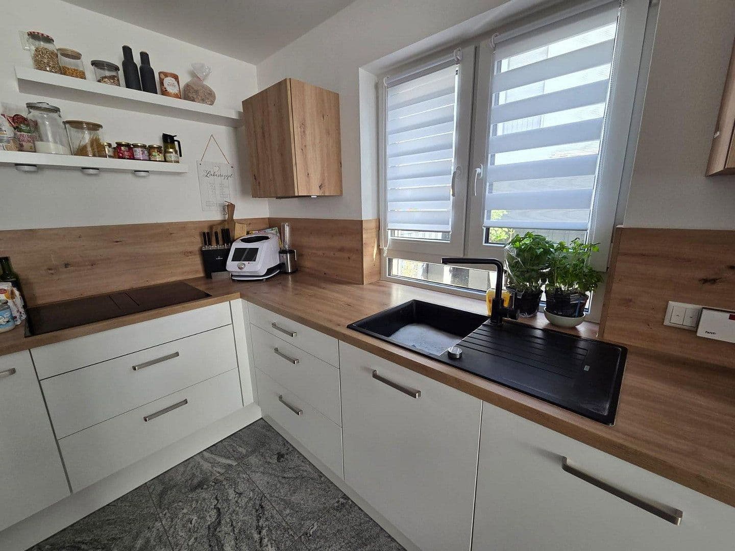 Pronájem domu 130 m², pozemek 240 m², Jettingen-Scheppach, Bavorsko Pronájem domu 130 m², pozemek 240 m², Jettingen-Scheppach, Bavorsko