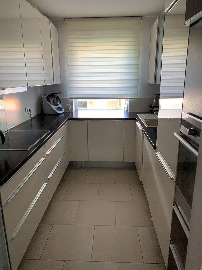 Pronájem bytu 4+1 97 m², Glaserstr. 11, Frankfurt am Main Oberrad, Hessen Pronájem bytu 4+1 97 m², Glaserstr. 11, Frankfurt am Main Oberrad, Hessen