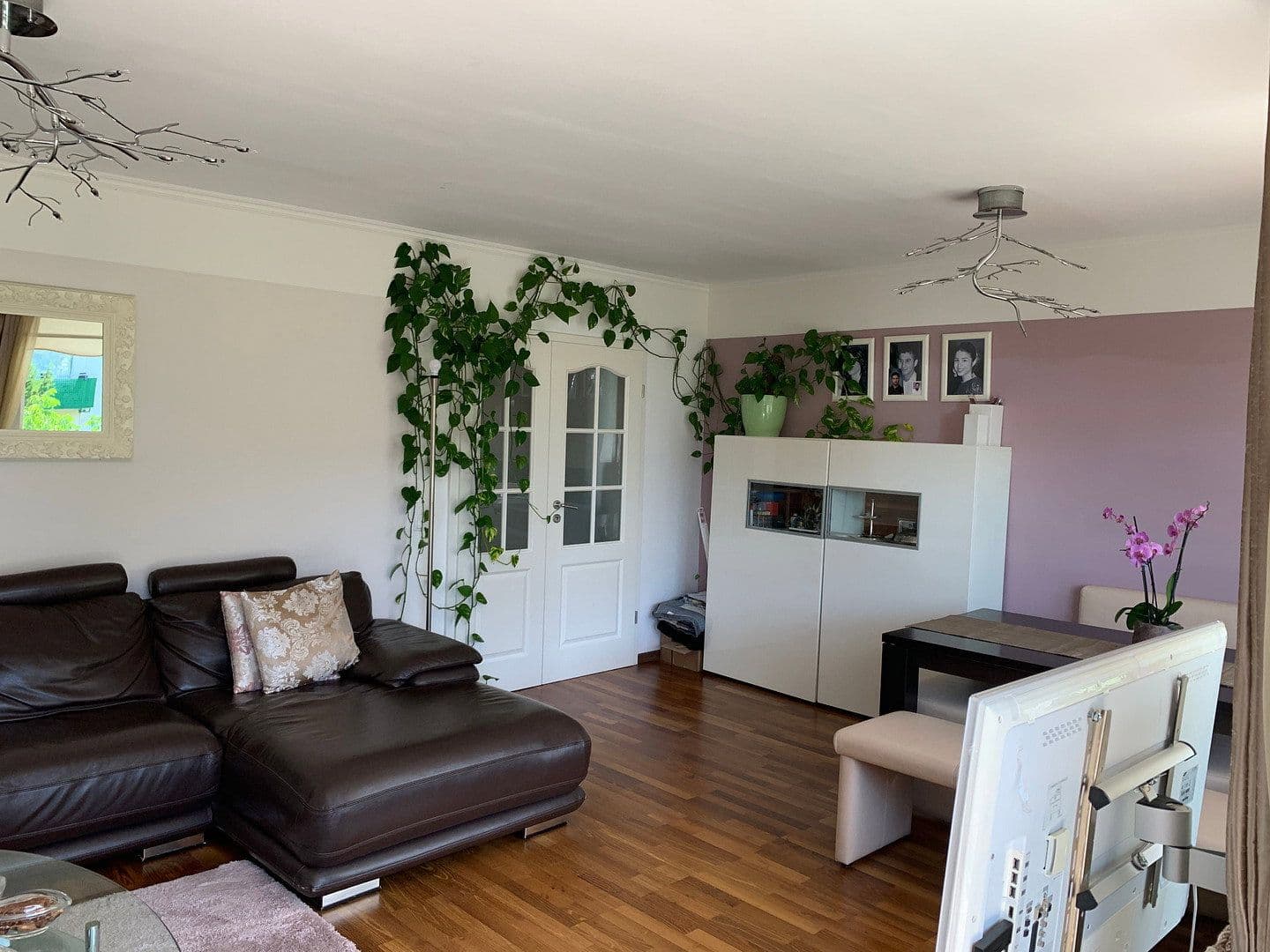 Pronájem bytu 4+1 97 m², Glaserstr. 11, Frankfurt am Main Oberrad, Hessen Pronájem bytu 4+1 97 m², Glaserstr. 11, Frankfurt am Main Oberrad, Hessen