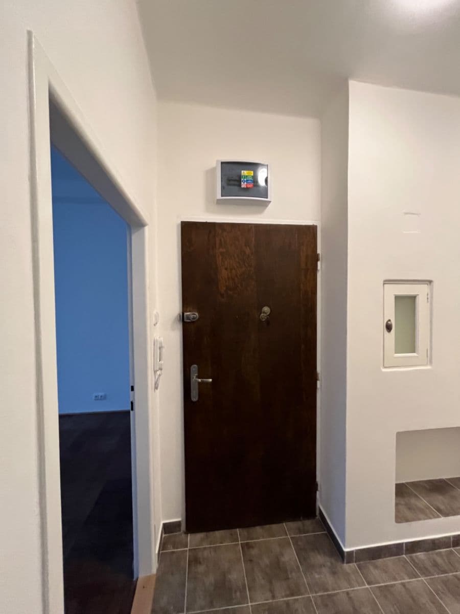 Pronájem bytu 1+1 40 m², Puškinovo náměstí, Praha, Praha Pronájem bytu 1+1 40 m², Puškinovo náměstí, Praha, Praha