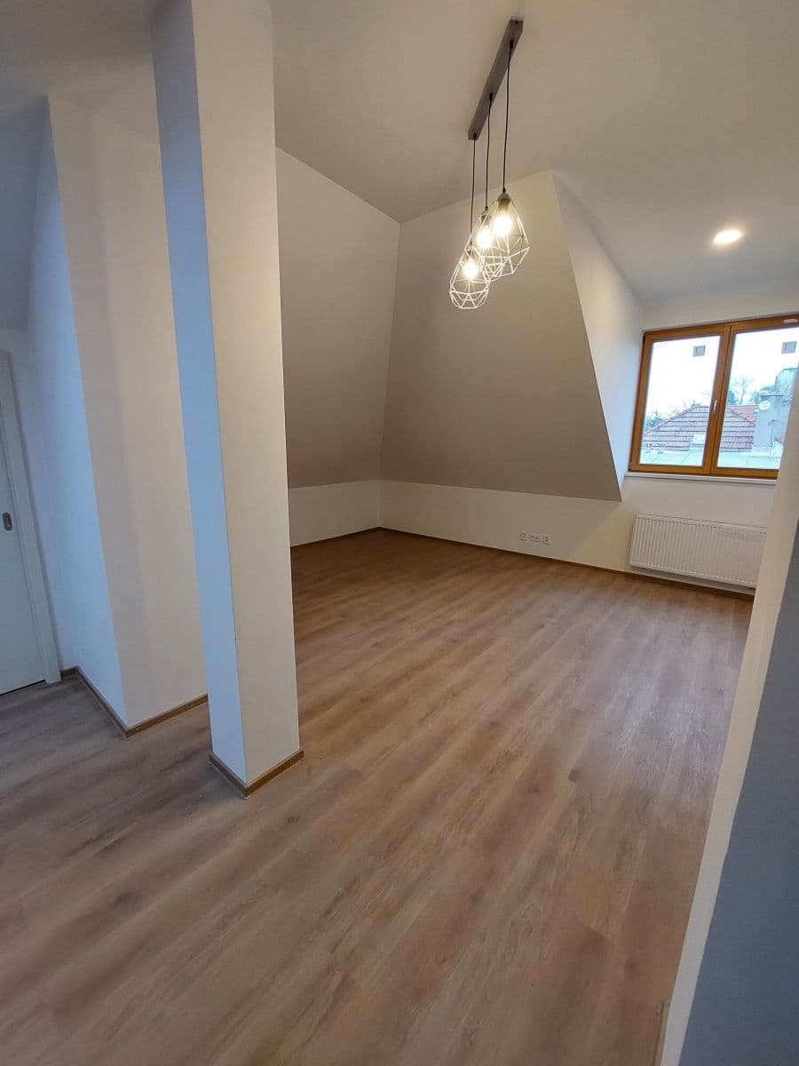 Pronájem bytu 3+kk 602 m², K Novému dvoru, Praha, Praha Pronájem bytu 3+kk 602 m², K Novému dvoru, Praha, Praha