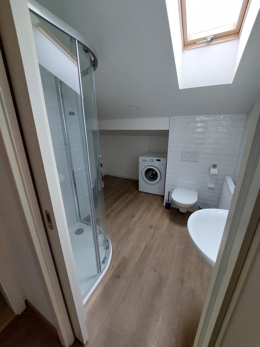 Pronájem bytu 3+kk 602 m², K Novému dvoru, Praha, Praha Pronájem bytu 3+kk 602 m², K Novému dvoru, Praha, Praha